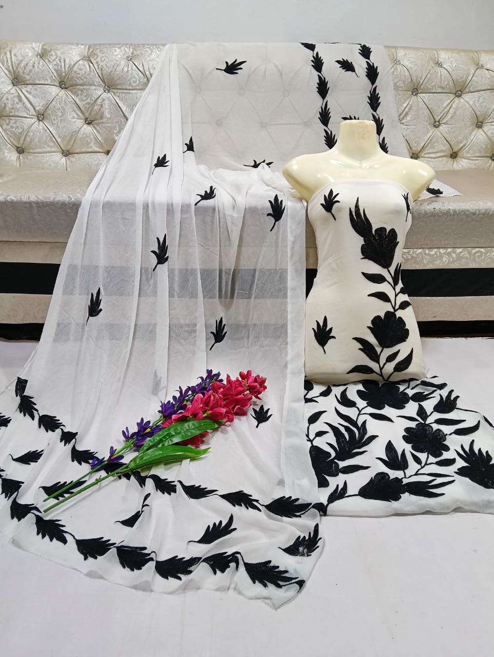 Zymal SW012 – Handmade Ar Patta Chiffon Suit